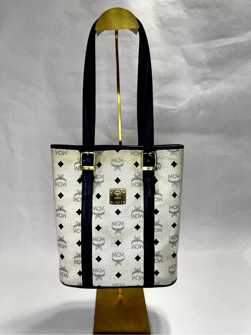 MCM Visetos White Navy Leather Shopper Tote Gold Hardware W5556